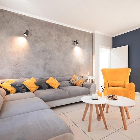 Apartment Dominik Zara Esterno foto